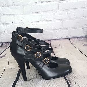 Steve Madden black leather strappy heels, size 8